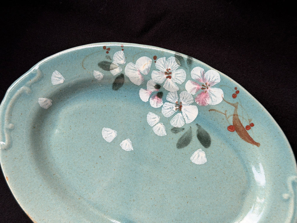 Oval Flower 8" Plate