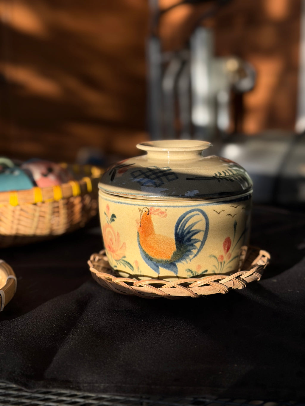 Old Chicken Pot